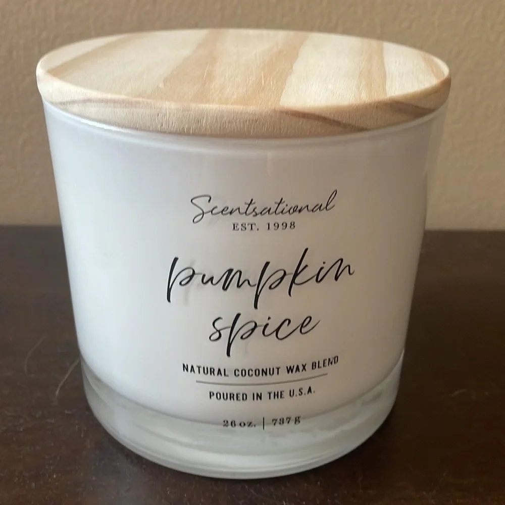 Scentsational Pumpkin Spice Candle  Glass Jar 26oz 3 Wick Coconut Wax Blend - Picture 2 of 3